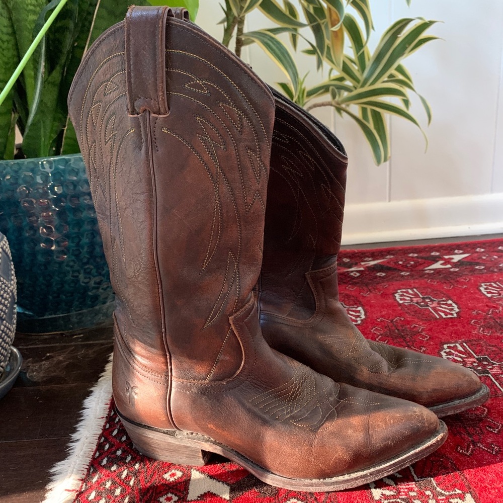 Frye Billy pull on cowboy boot